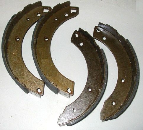 REAR BRAKE SHOES SET (Ford Escort Mk1) (Mexico RS1600, Twin Cam) (1968- 75) (9 INCH DRUMS)