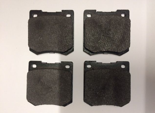 FRONT BRAKE PADS SET (Morris Marina & Ital) (1971- 84) 