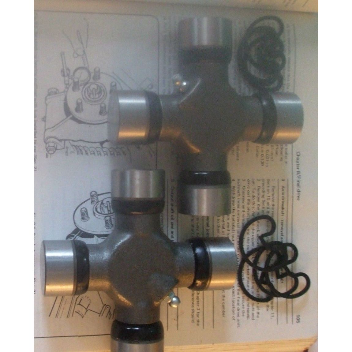 PROPSHAFT UNIVERSAL JOINTS x2 (Bedford J Type) (**** MEASURE THEM ****) (1958- 75)  