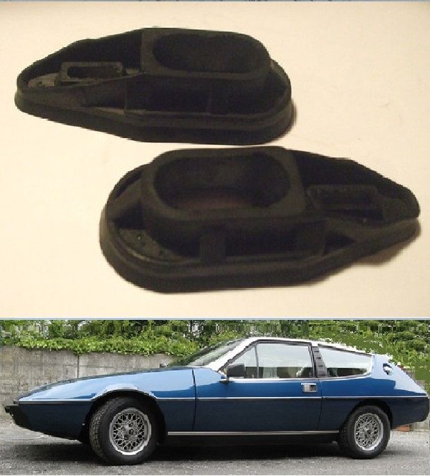 REAR WHEEL CYLINDER GAITERS x2 (Lotus Elite & Eclat) (1974- 82) 