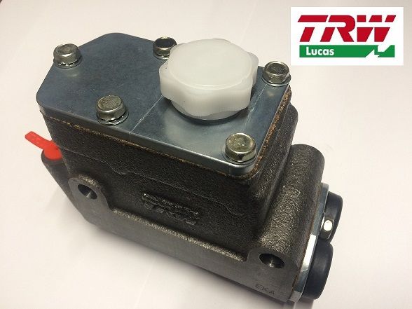 BRAKE / CLUTCH COMBINED MASTER CYLINDER (Morris Cowley) (1200 & 1500) (1954- 59) 