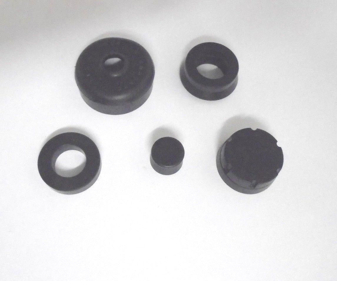 BRAKE MASTER CYLINDER REPAIR SEALS KIT (Vauxhall Velox PB) (1962- 65) (* With Front Discs*)  