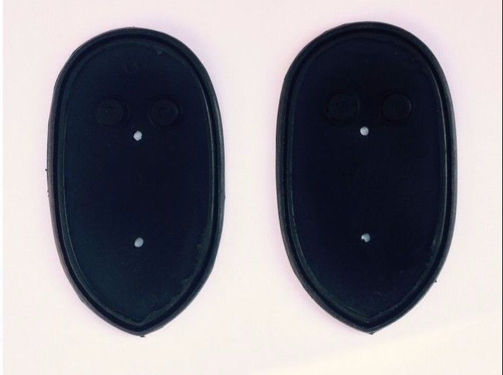 REAR LIGHT GASKET RUBBERS x2 (Triumph TR2 TR3) (1953- 63) 
