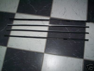 DOOR GLASS SEALS WEATHERSTRIPS (Triumph Spitfire & GT6) (1962- 80) 