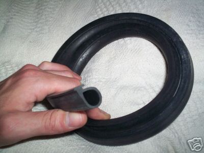 FRONT HOOD FRAME SEAL  - SOFT TOP & HARD TOP (Triumph Spitfire) (From 1967- 80)