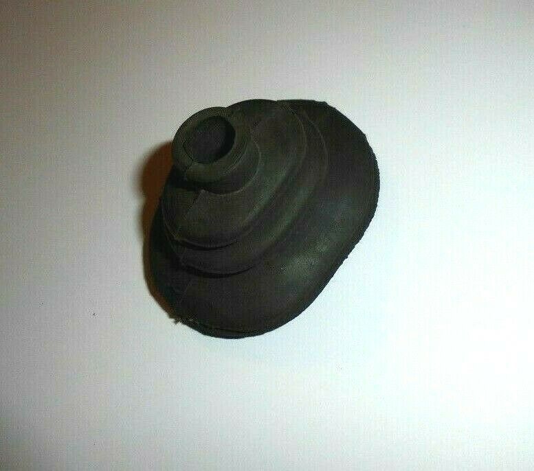 CLUTCH FORK ARM GAITER (Morris JB Van) (1957- 61)  