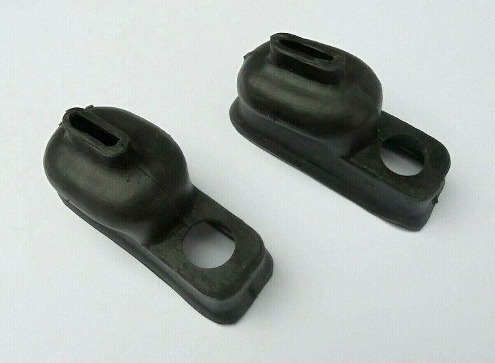 REAR BRAKE WHEEL CYLINDER GAITERS x2 (Jaguar XK120, XK140) (1948- 57) 